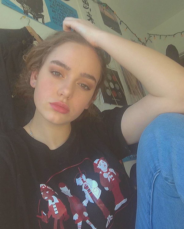 keira.daniella instagram image archive image