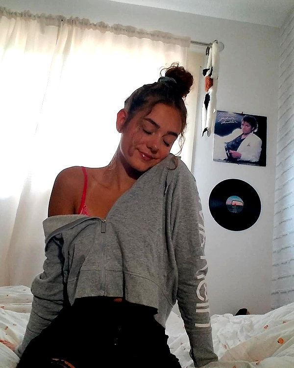 keira.daniella instagram image archive image