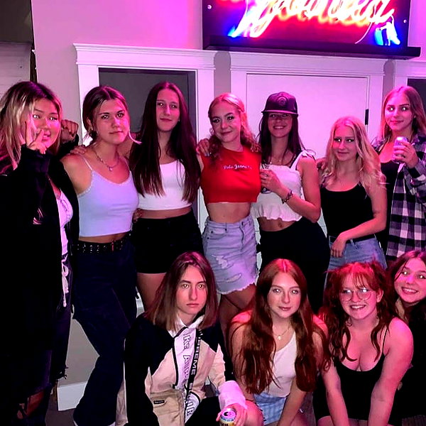 keira.daniella instagram image archive image