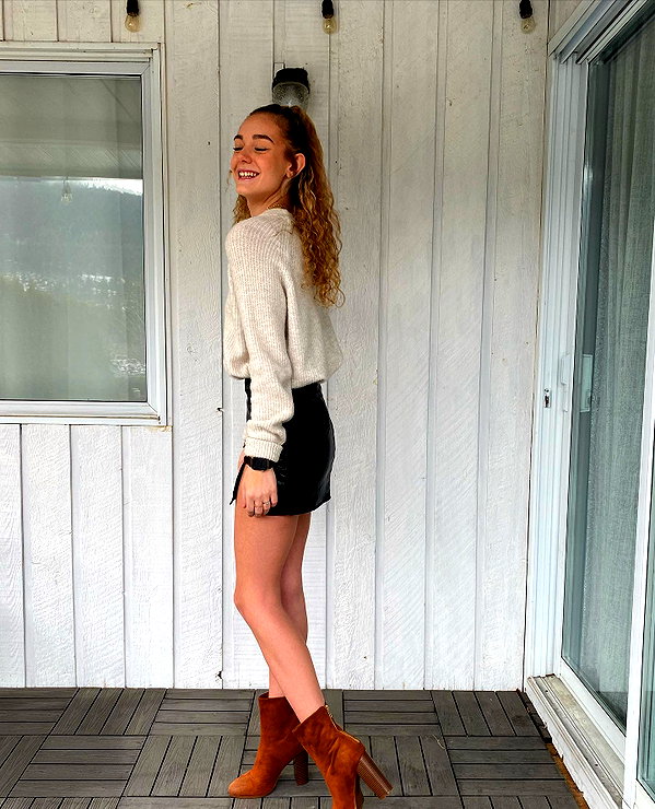 keira.daniella instagram image archive image