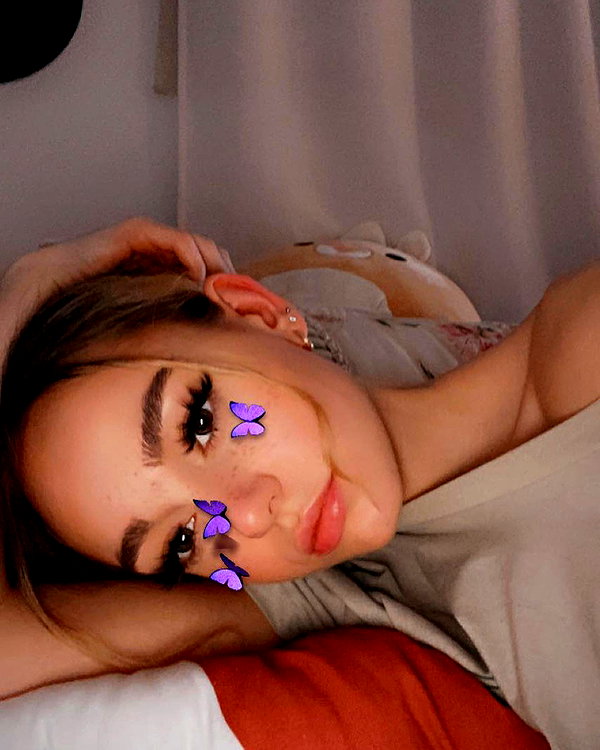 keira.daniella instagram image archive image
