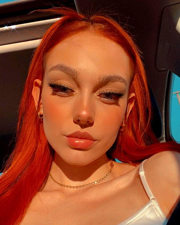 keira.daniella instagram image archive image