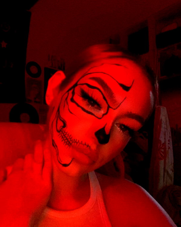 keira.daniella instagram image archive image