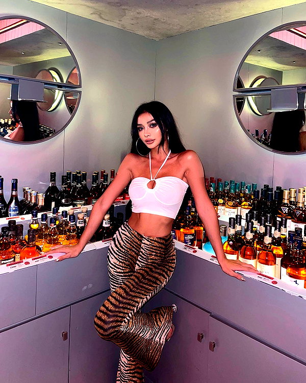 kellybaby_yy instagram image archive image