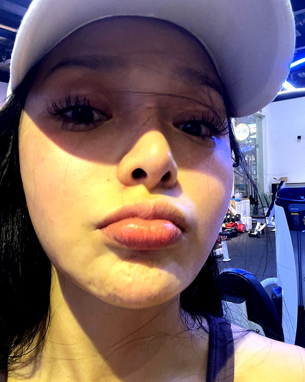 kellybaby_yy instagram image archive image
