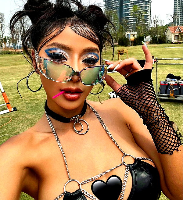 kellybaby_yy instagram image archive image