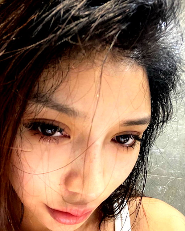 kellybaby_yy instagram image archive image