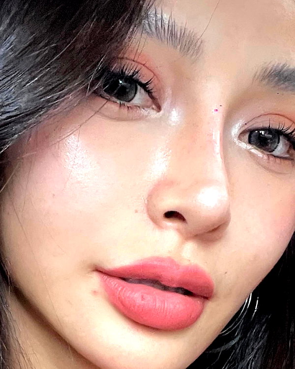 kellybaby_yy instagram image archive image