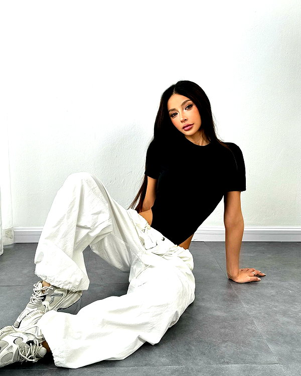 kellybaby_yy instagram image archive image