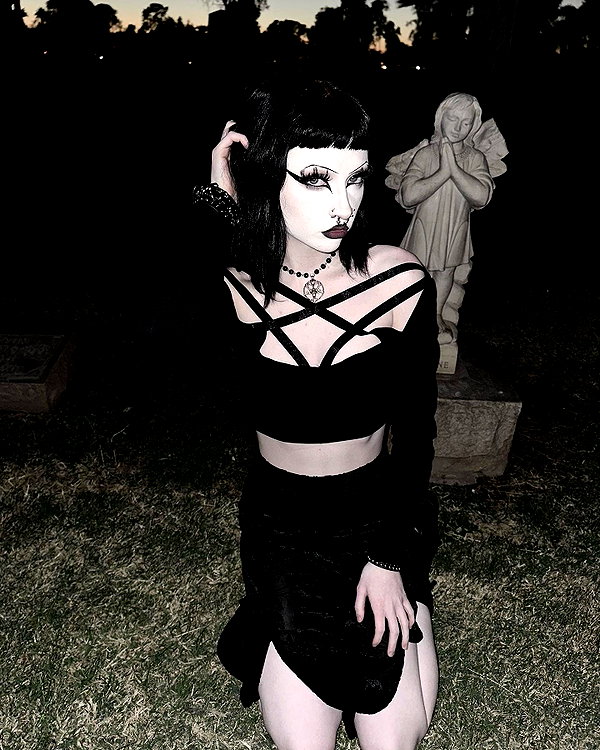 koolthinggg instagram image archive image