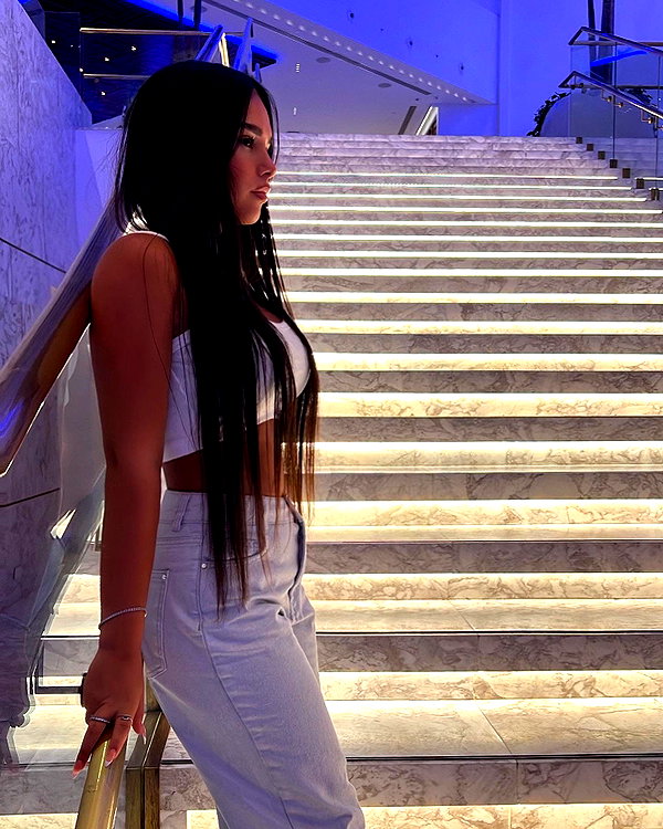 korin.lahiani instagram image archive image