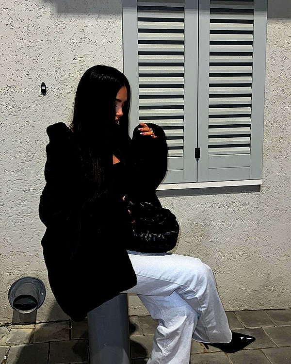 korin.lahiani instagram image archive image