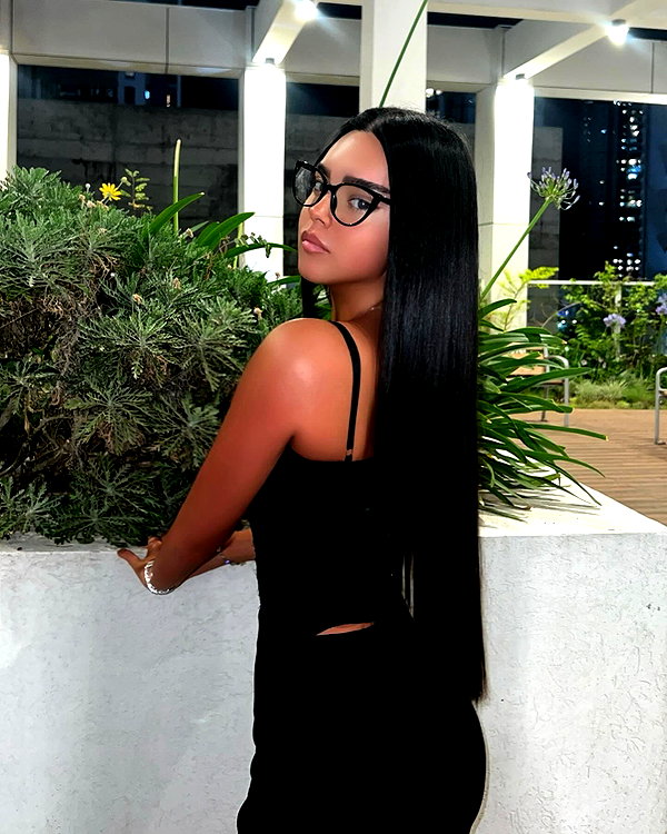 korin.lahiani instagram image archive image