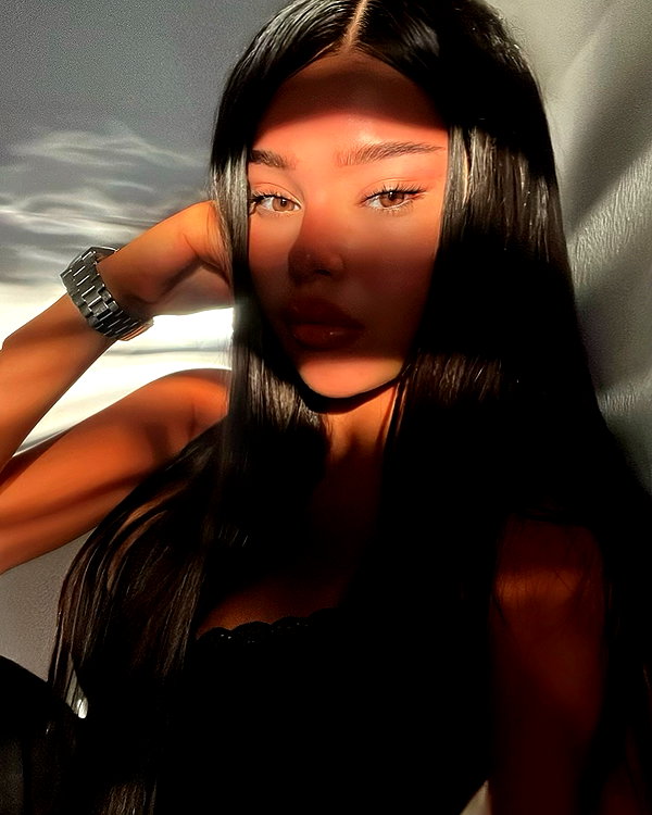 korin.lahiani instagram image archive image