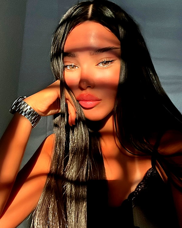 korin.lahiani instagram image archive image