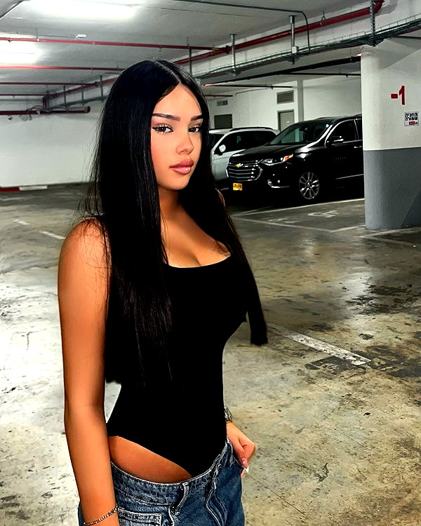 korin.lahiani instagram image archive image