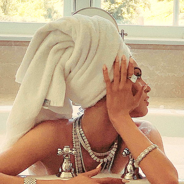 kristenhancher instagram image archive image