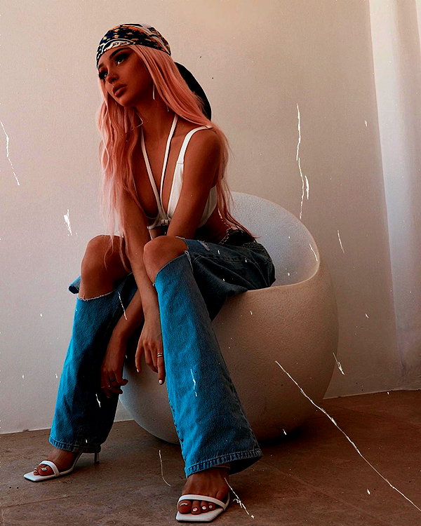 kristenhancher instagram image archive image