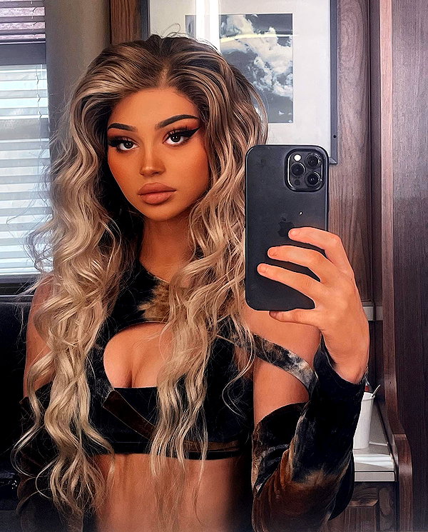 kristenhancher instagram image archive image