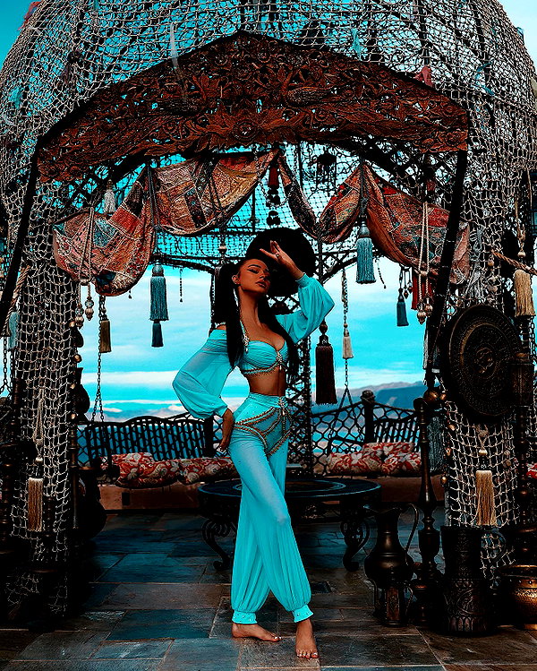 kristenhancher instagram image archive image