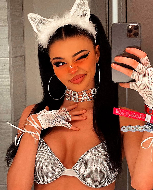 kristenhancher instagram image archive image
