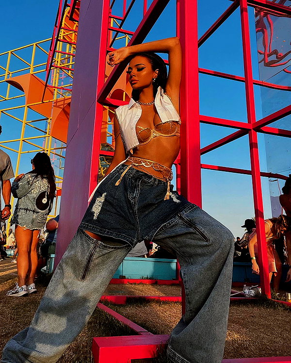 kristenhancher instagram image archive image