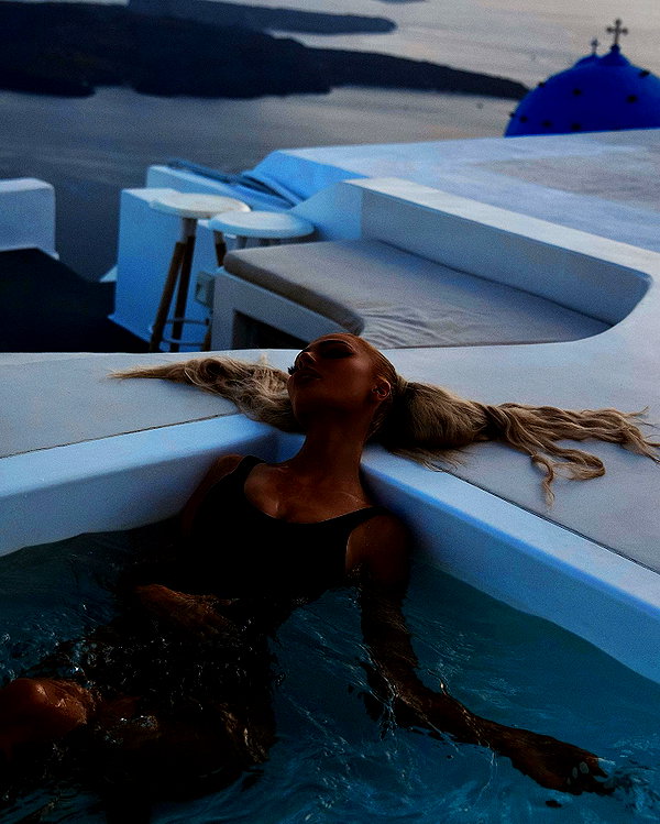 kristenhancher instagram image archive image