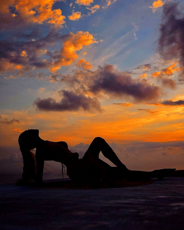 kristenhancher instagram image archive image