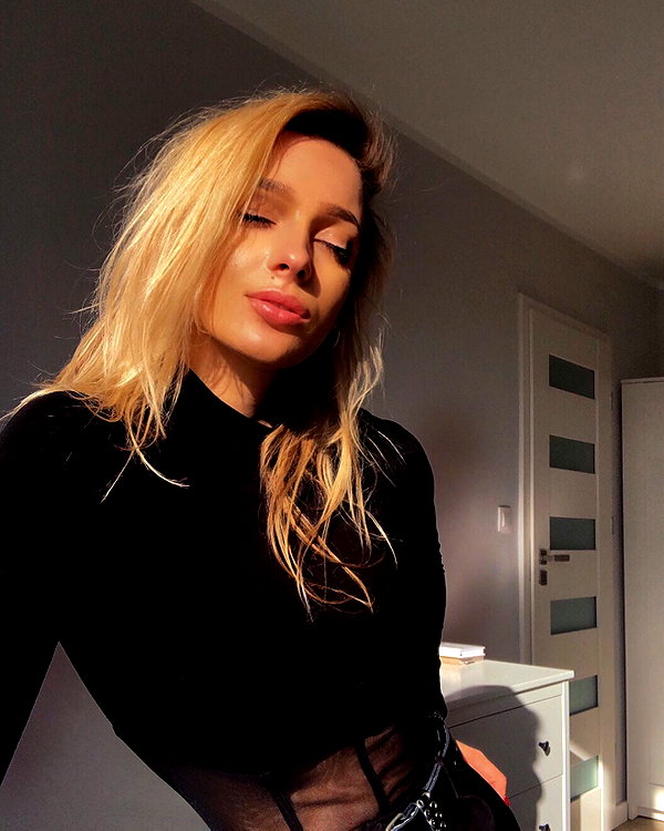 ksenia_ulitina instagram image archive image