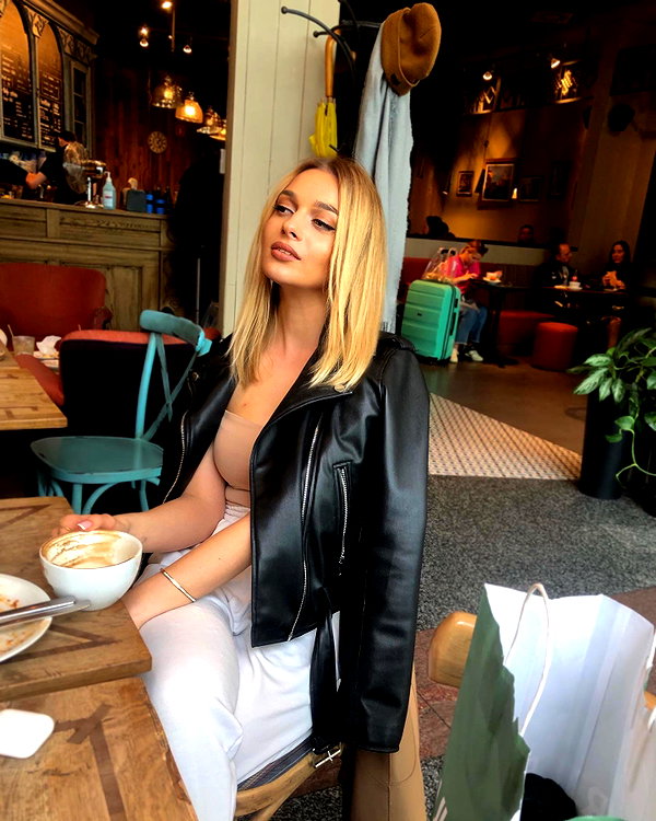 ksenia_ulitina instagram image archive image