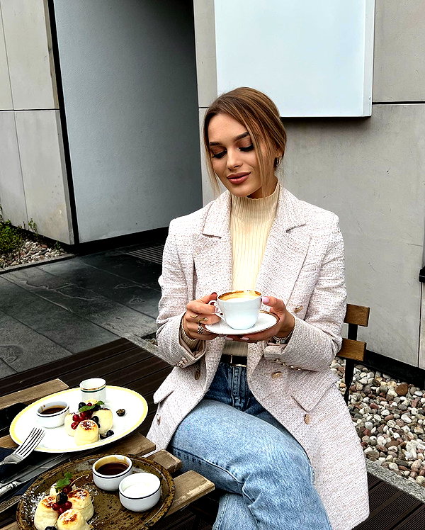 ksenia_ulitina instagram image archive image