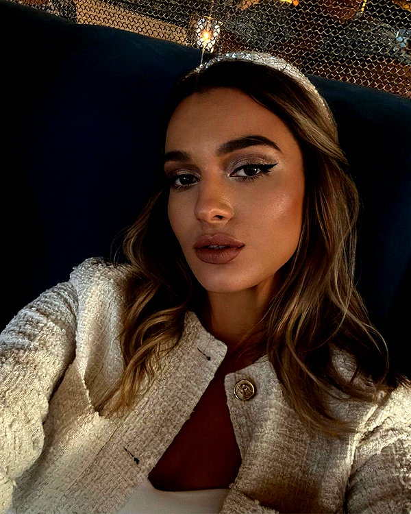 ksenia_ulitina instagram image archive image
