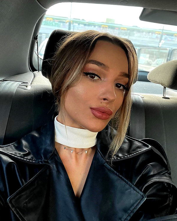 ksenia_ulitina instagram image archive image
