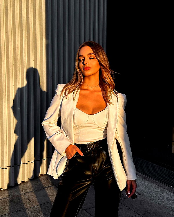 ksenia_ulitina instagram image archive image