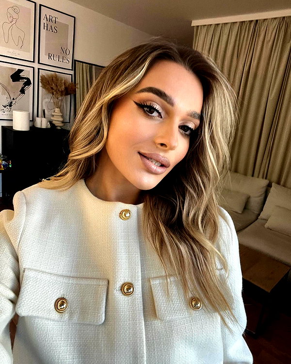 ksenia_ulitina instagram image archive image