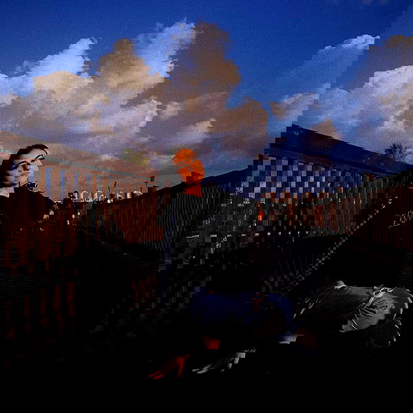 laluzone laluzone archive image