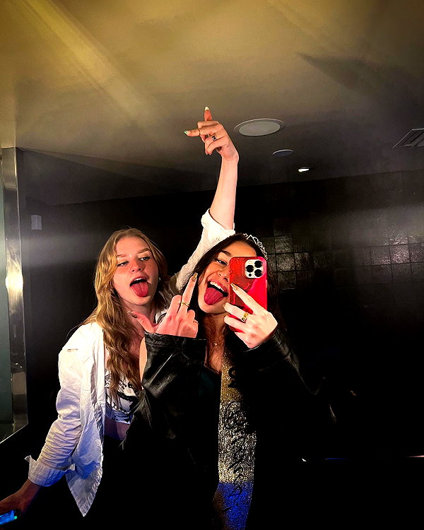 laurasaponara instagram image archive image