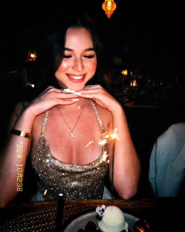laurasaponara instagram image archive image