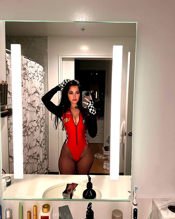 laurasaponara instagram image archive image