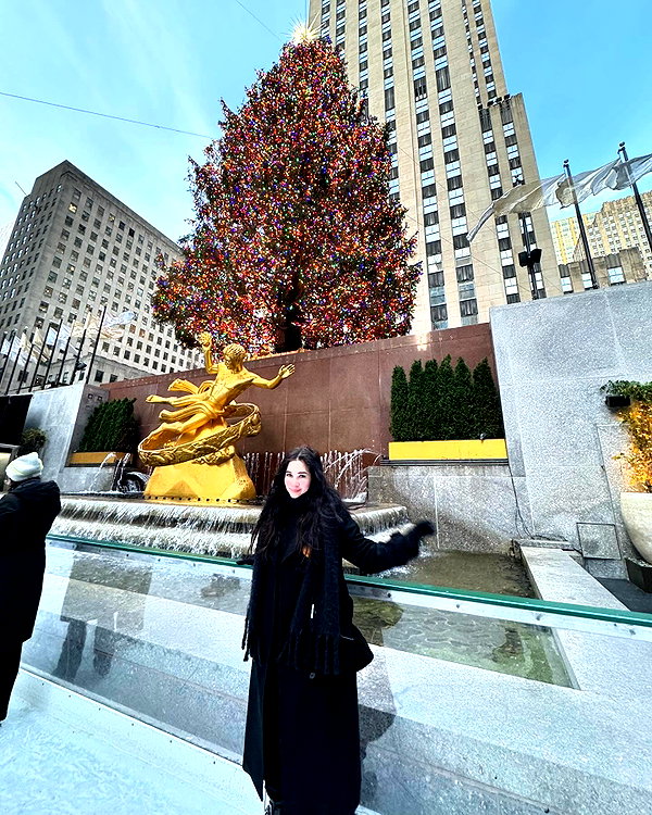 laurasaponara instagram image archive image