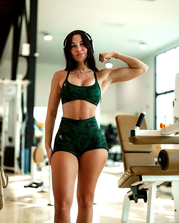 laurasaponara instagram image archive image