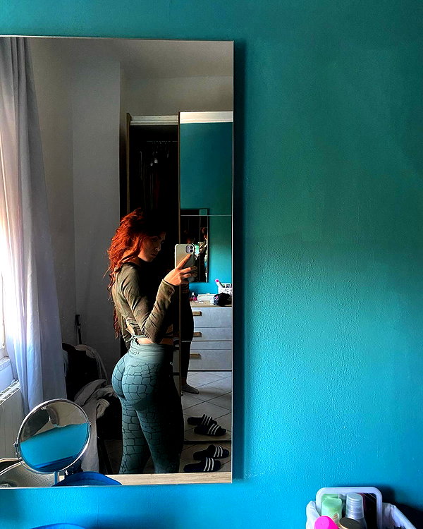 lauraurruu instagram image archive image