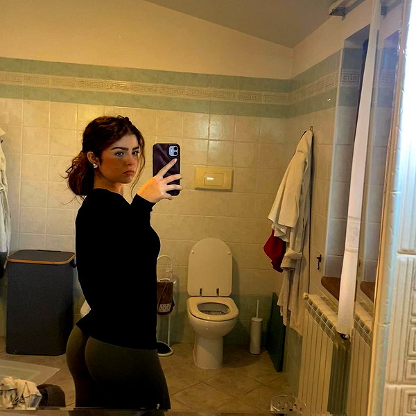 lauraurruu instagram image archive image