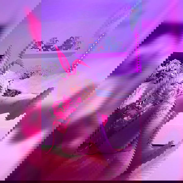 laurinchhhe image ~ Altpins