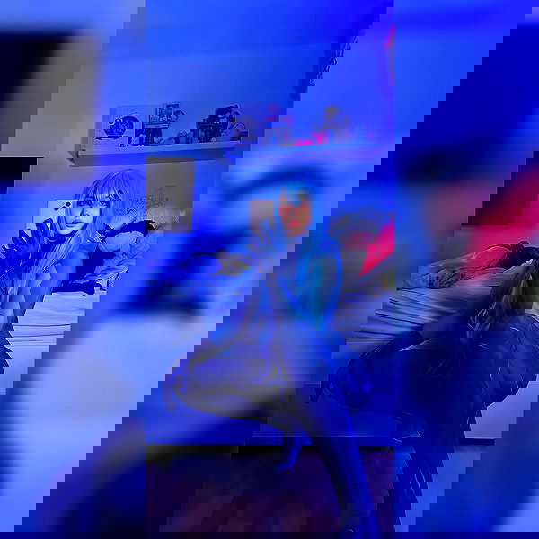 laurinchhhe image ~ Altpins