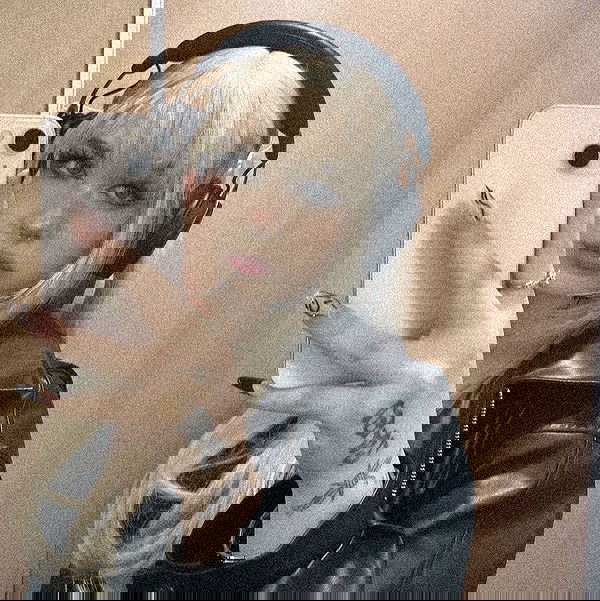 laurinchhhe image ~ Altpins