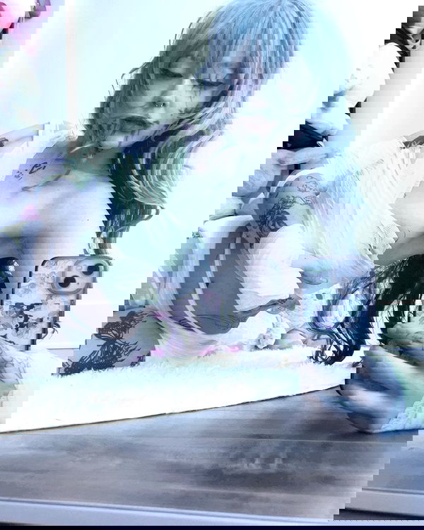 laurinchhhe image ~ Altpins