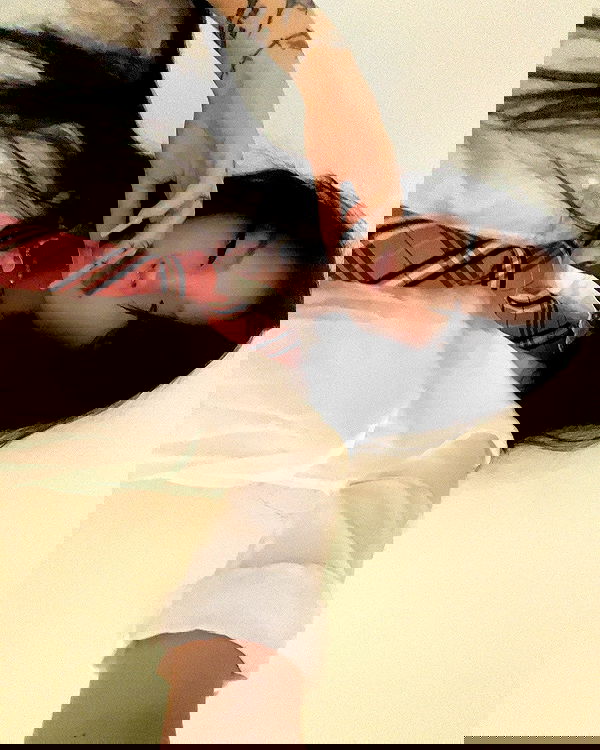 laurinchhhe image ~ Altpins