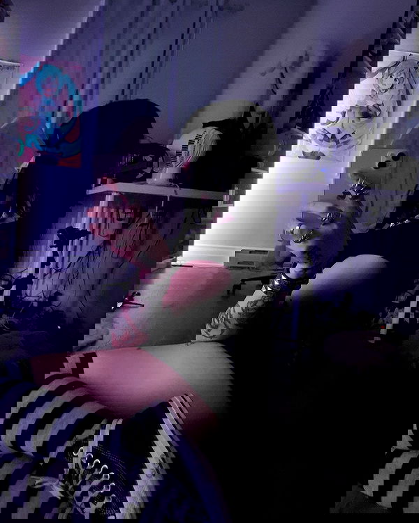 laurinchhhe image ~ Altpins