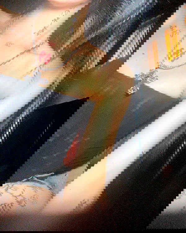 laurinchhhe image ~ Altpins